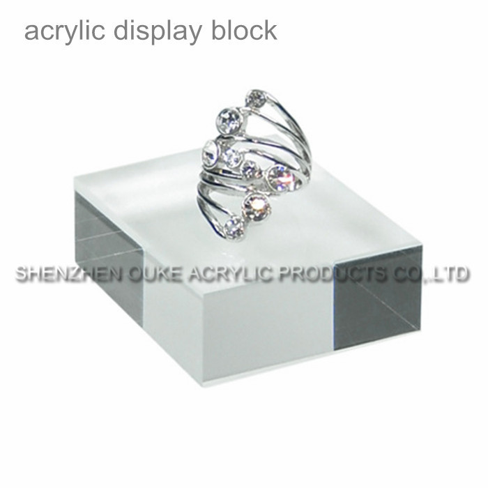 clear acrylic ring display  block wholesale.jpg