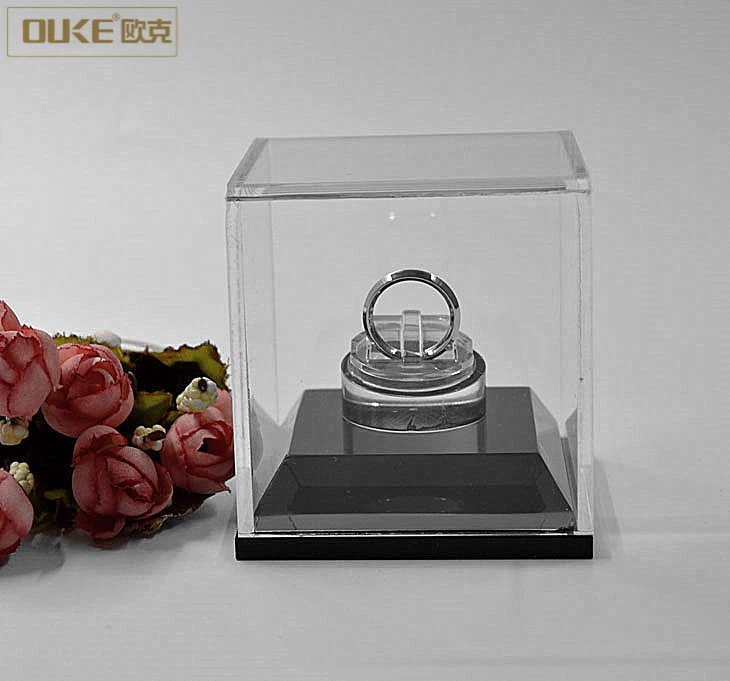 Clear Acrylic Ring Box